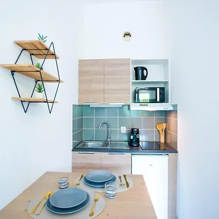 Apartment Le Cocon Face Au Theatre Wi-fi 5 Min Gare Perpignan